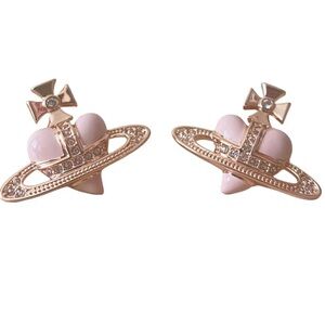 NWOT Vivienne  Westwood Elegant  Heart Earrings